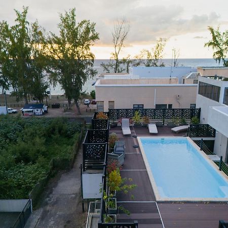 Shanti Haveli Beachfront Apartments Flic en Flac ภายนอก รูปภาพ